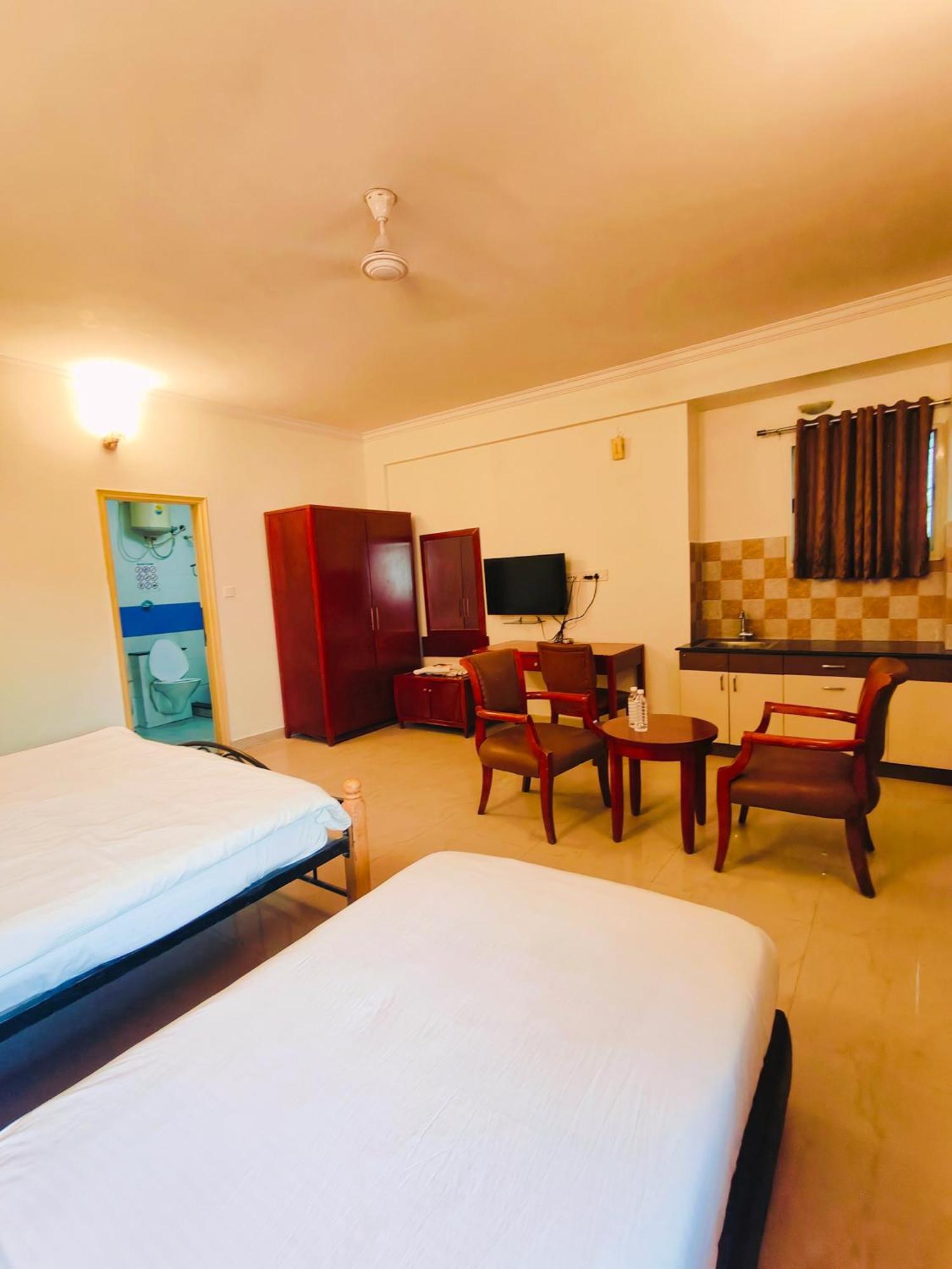 Kings Suites Palace Grounds Bangalore Exterior foto