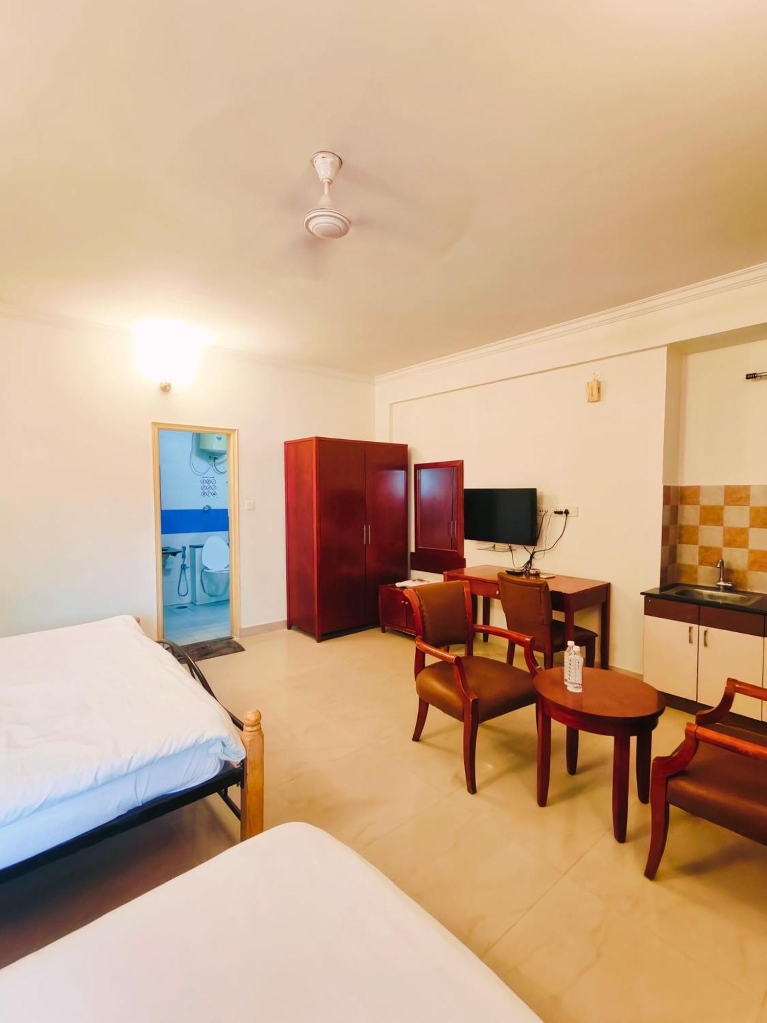 Kings Suites Palace Grounds Bangalore Exterior foto